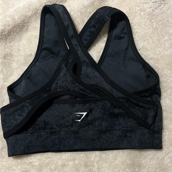 Gymshark Sports Bra - Picture 2 of 3